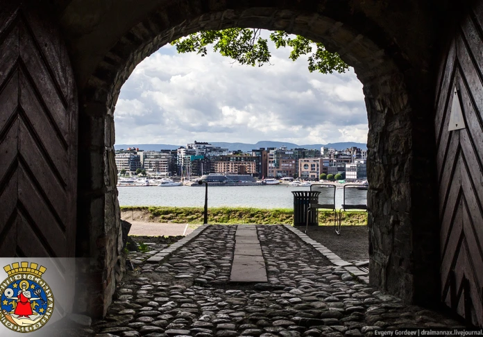 Scandinavian holidays. Walk in the center of Oslo
