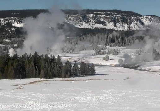 Old Faithful Geyser, Yellowstone National Park, Wyoming